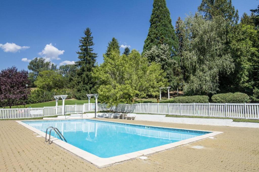 Appartement Cerdanya En Familia Montana Park à Enveitg Extérieur photo
