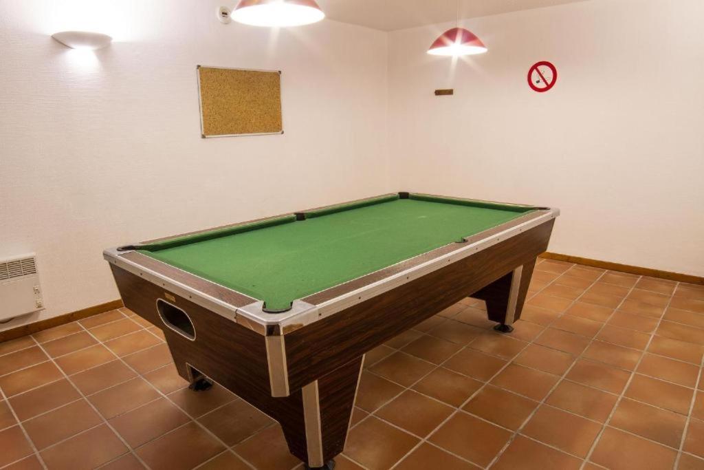 Appartement Cerdanya En Familia Montana Park à Enveitg Extérieur photo